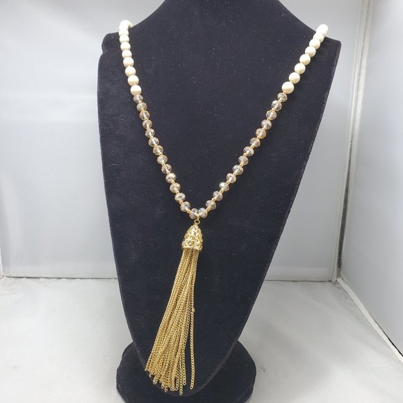 DSW Jewelry - DSW Ivory & topaz beaded necklace with gold tassel